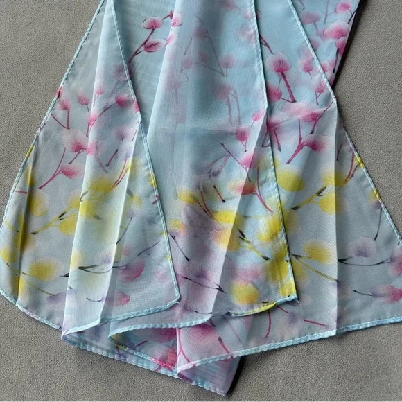Floral Lightweight Scarf ~ 155 cm x 45 cm ~ 60” x 18 ~ Brand New! - Picture 3 of 9